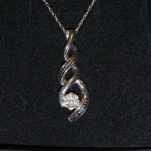 Kay Jewelers Winter Pendant Necklace